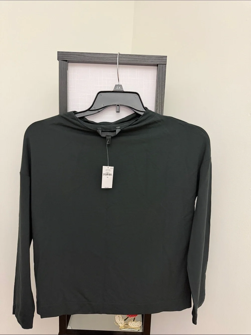 Banana Republic Men's Long Sleeve Crewneck - Charcoal Gray